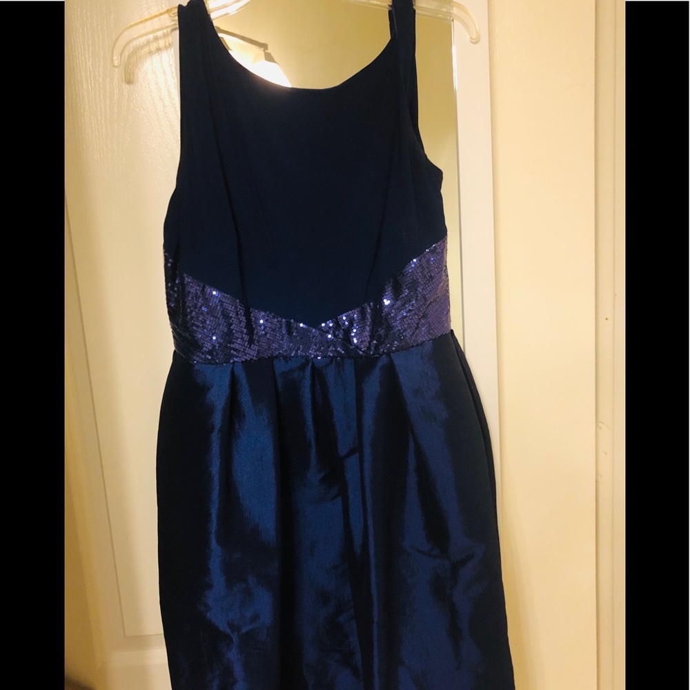 Sleeveless sequin navy blue midi dress